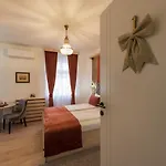 Apartments Artee Free Garage Parking